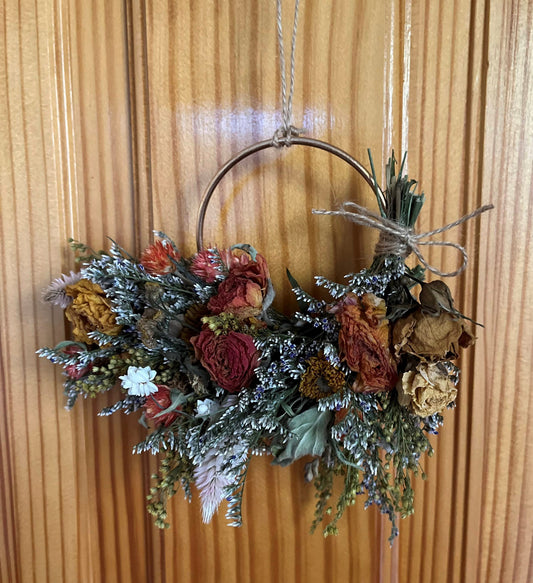 3" Dried Flower Wreath - Metal base